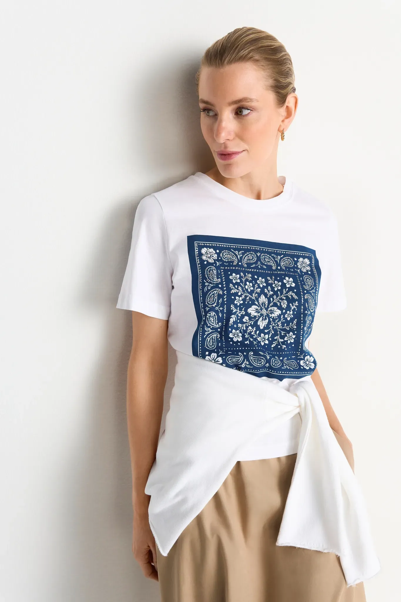 T-Shirt RICHROYAL, Mädchen, Gr. M, weiß, neutral, Web, Obermaterial: 100% Baumwolle, unifarben, regular fit taillenbedeckt, Rundhals, eingesetzt abgesteppte Kante, Shirts T-Shirt, Regular fit mit Print