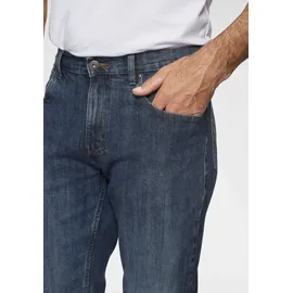 Wrangler Authentic Straight Regular Fit Straight Leg