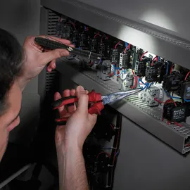 Brennenstuhl TL 210 F
