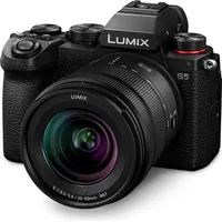 Panasonic Lumix DC-S5 + Lumix S 20-60 mm