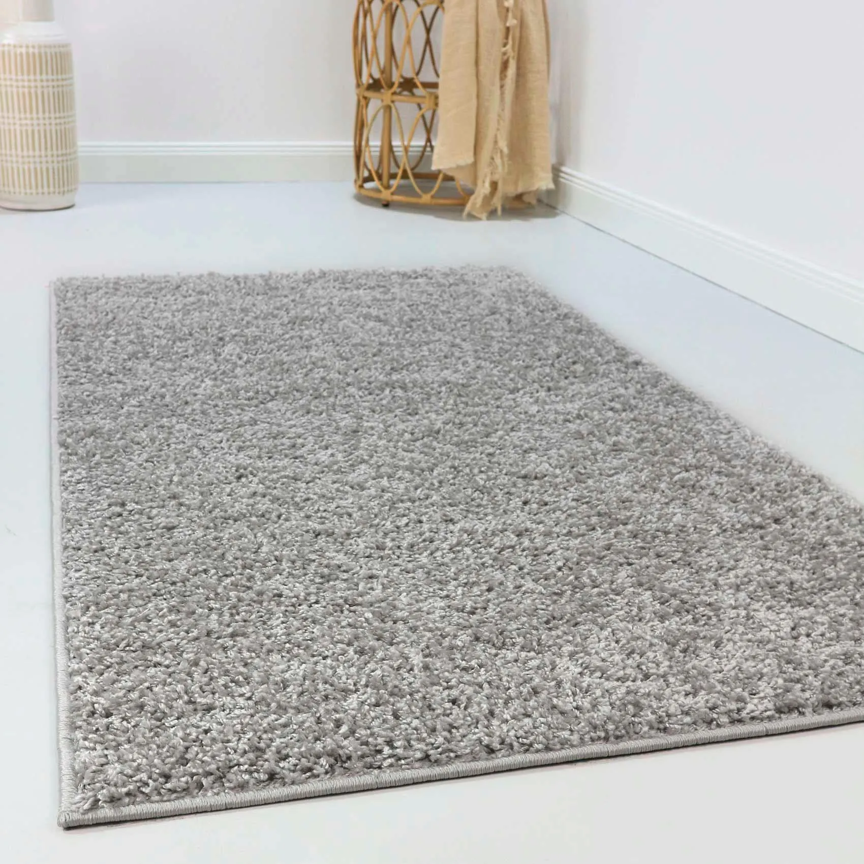 Esprit Hochflor-Teppich »Whisper Shag«, rechteckig, 30 mm Höhe, Wohnzimmer, Schlafzimmer, uni, waschbar, mit Antirutschbeschichtung ESPRIT hellgrau B: 133 cm   1 St.