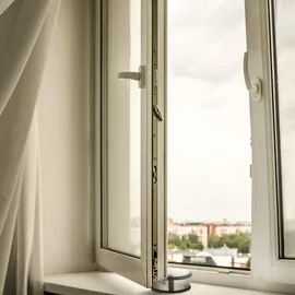 Relaxdays Türstopper 2er Set, HxD 4,5 x 10,5 cm, flach & schwer, rutschfest, Türzuschlagbremse Edelstahl, silber/schwarz