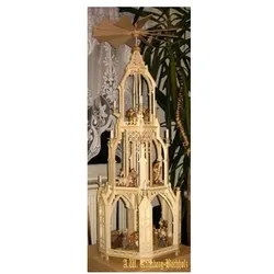 Vorlage PYR Weihnachtspyr. im goth. Stil, H 120 cm, Durchmesser 50 cm