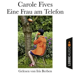 Eine Frau am Telefon