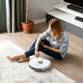 Tesla RoboStar iQ700 Weiß