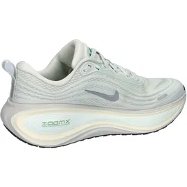 Nike Vomero Plus Damen Silber/Beige 39