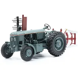 Vevey 560 mit Pflug und Motoregge  Modell von Ace 1:32