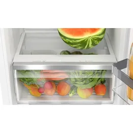 Bosch Serie 6 KIL32ADD1 Einbaukühlschrank (147 l, 1021 mm hoch)