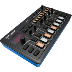 Roland AIRA Compact J-6 Chord Synth - Synthesizer