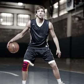 Bauerfeind Sports Kniebandage pink XS