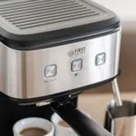 First Austria TZS First Austria Espresso Siebträgermaschine schwarz + 2-in-1 Messlöffel und Tamper