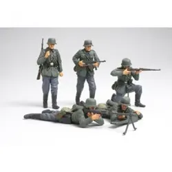 1:35 WWII Fig-Set Dt. Infant. Frankr.(5)
