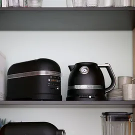 KitchenAid Artisan Frühstücksset inkl. Wasserkocher 5KEK1522, 2 Scheiben Toaster 5KMT2204 und Brötchenaufsatz - Onyx Schwarz