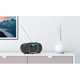 Medion E66476 Stereo Sound System (Boombox, CD-Player, MP3, Kassette, tragbarer Kassettenspieler für Kinder, UKW Radio, AUX, Kopfhörer, Netz & Batterie) schwarz