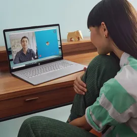 HP 17-cn2647ng Intel Core i5-1235U 16 GB RAM 1 TB SSD Win11 Home