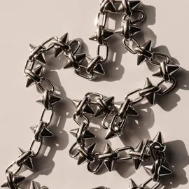 Liebeskind Berlin Kette Spikes Silber Edelstahl