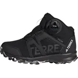 Core Black / Cloud White / Grey Three 38