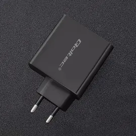 Qoltec 51716 Netzgerät/Wechselrichter Indoor 63 W Schwarz - Schwarz