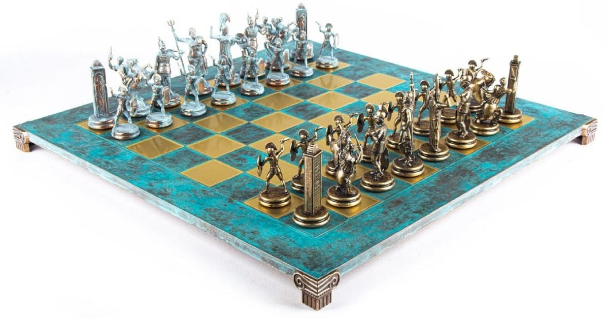 Casa Padrino Luxus Schach Set Türkis / Messing 54 x 54 cm - Griechisches Schachspiel - Messing Schachbrett mit Schachfiguren - Luxus Deko Accessoires - Luxus Schachspiele