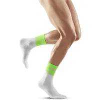 CEP - THE RUN COMPRESSION SOCKS MID CUT für Herren | Mittellange Laufsocken in green/white mit Kompression | Regenerierende Kompressionsstrümpfe für Männer | Gr. V | XL - XL