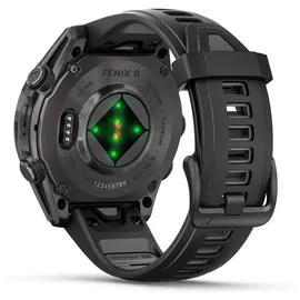 Garmin fenix 8 AMOLED 43 mm sapphire, schwarz / carbongrau DLC Titan mit QuickFit Silikon-Armband 20 mm