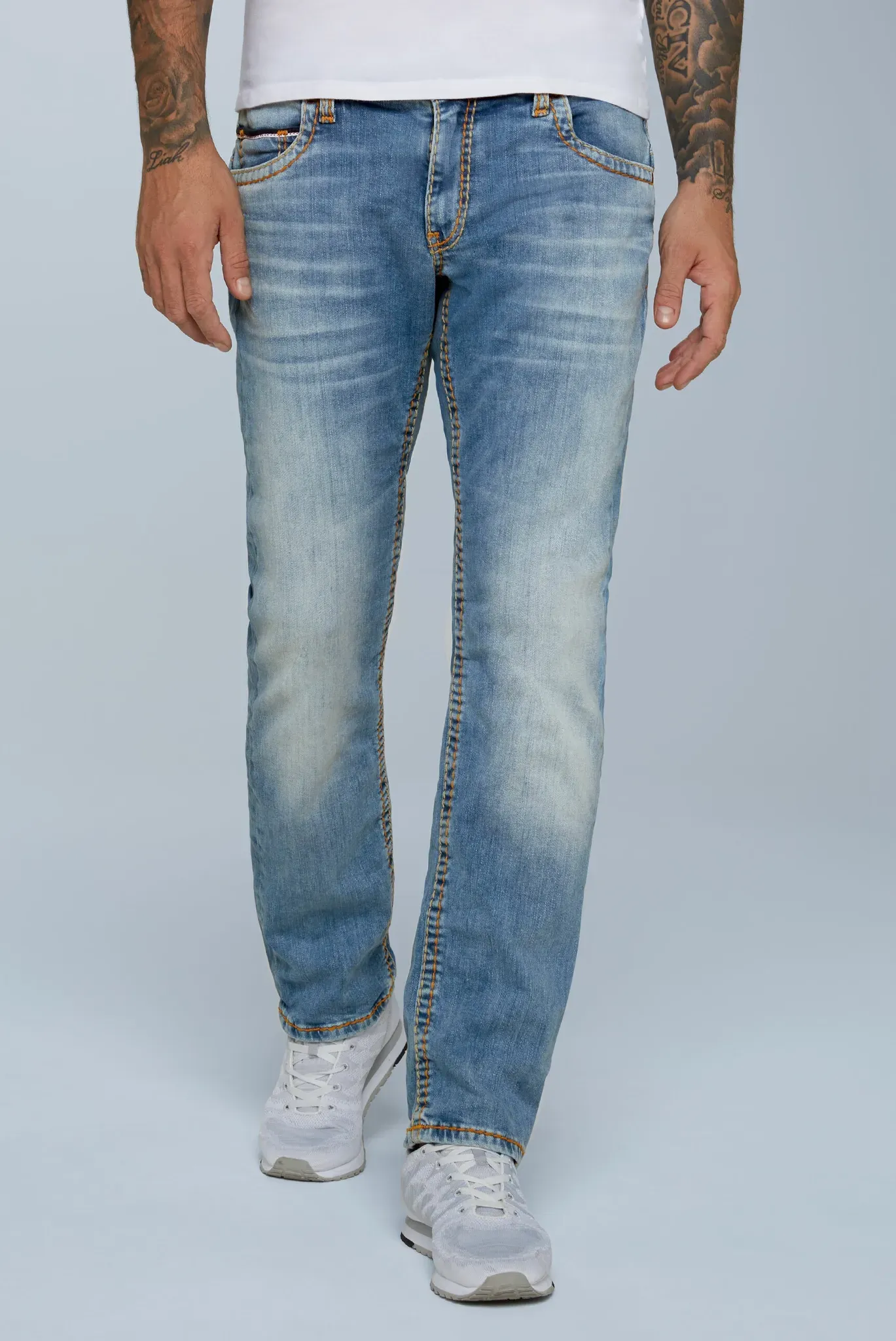 Comfort-fit-Jeans CAMP DAVID, Herren, Gr. 31, Länge 36, blau, Denim/Jeans, Material: 98% Baumwolle, 2% Elasthan, Zusatz: Enthält nichttextile Teile tierischen Ursprungs (Badge), Abriebeffekte, comfort fit, Jeans, mit breiten Nähten