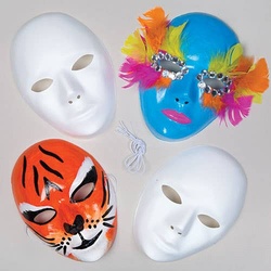 Weiße Plastikmasken (pro Set 6) Bastelmaterial