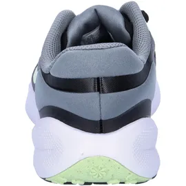 Nike Revolution 7 Kinder Black / Barely Volt / Smoke Grey 32