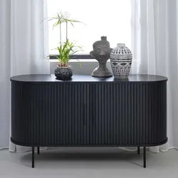 Große schwarze Kommode im Skandi Design Schiebetüren
