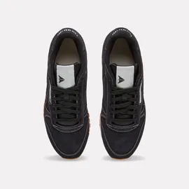 Reebok Classic Leather Black / Chalk / Gum 36,5
