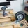 Relaxdays Bockrolle, 2.50-4, Traglast 120 kg, Gummi, Stahlplatte, luftbereift, Schwerlastrad, Gummirolle, schwarz/silber