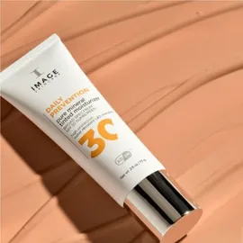 Image Skincare Daily Prevention getönte Tagescreme 73 g