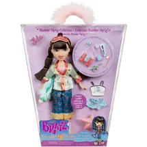 Bratz Slumber Party - Jade Modepuppe - Mit 2 Pyjama-Garnituren, Plüschtier und Accessoires - Für Kinder und Sammler