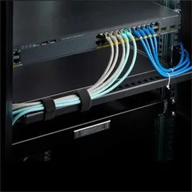 Startech 1HE Rack Kabelführung mit Einstellbarer Tiefe, Kabelführungsbügel für Organisiertes 19 Zoll Rack/Serverschrank, Horizontale Rack Kabelmanagement, Lacing Bar (12S-Cable-Lacing-BAR)