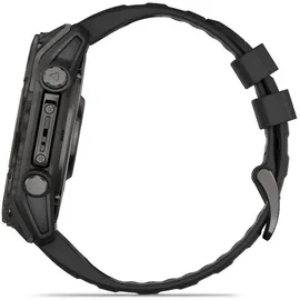 Garmin fenix 8 AMOLED 51 mm sapphire, schwarz / carbongrau DLC Titan mit QuickFit Silikon-Armband 26 mm