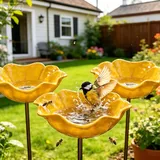 2026 Neue Blumen Gartenstecker Bienentränke Metall, Bienen-Vogeltränke,insektentränke Garten,Blumenform Fütterungsschale, Outdoor-Vogelfutterstation, Garten, Hof, Terrasse (3pcs-Gelb)