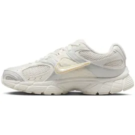 Nike V5 RNR Damen Phantom/Sail/Metallic White 40,5