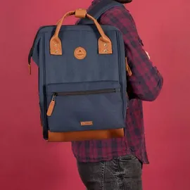 Cabaia Adventurer Essentials Backpack M Dunkelblau/Braun