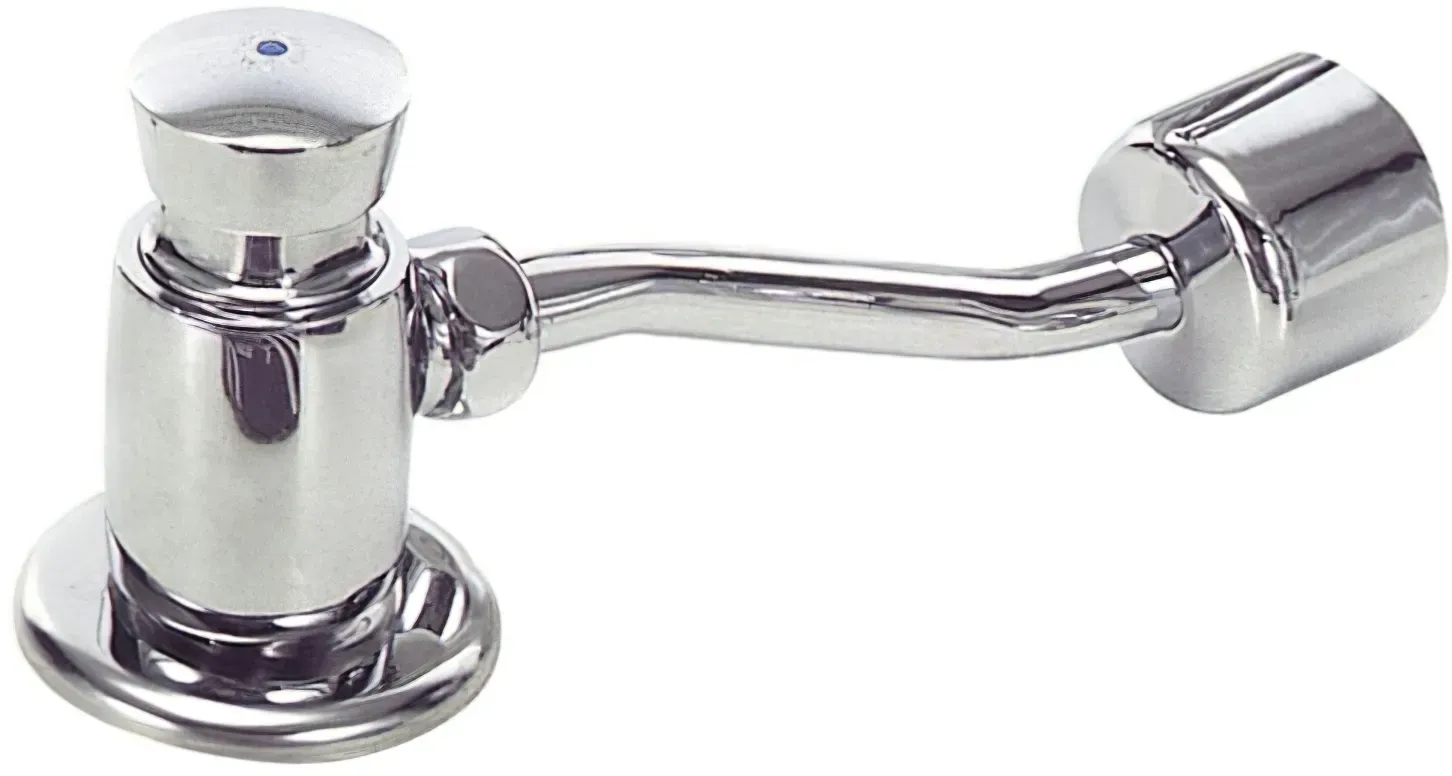 Zeitgesteuerter Wasserhahn für Urinal in Sicht