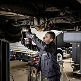 Flex Akku-Schlagschrauber 18 V inkl. 2 x 5,0 Ah + Set