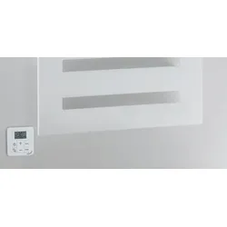 Zehnder Design-Elektroheizkörper „Metropolitan Bar“ 50 × 175 cm in Traffic Black (RAL 9017)