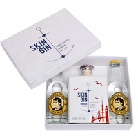 Skin Gin | Handcrafted German Gin | Geschenkbox Gin + Thomas Henry Tonic Water | Manufaktur Gin aus dem Alten Land |Koriander-Grapefruit-Limetten | 42% 900ML