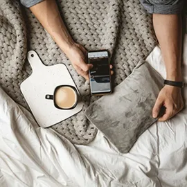 Adler AD 7427 Elektrische Wärmflasche mit weichem Bezug, Wärmflaschenwärmer 360 W, Wärmekissen