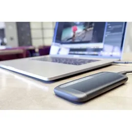 Crucial X8 1 TB USB 3.2