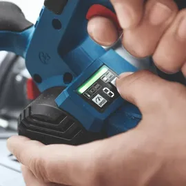 Bosch GKS 18V-57-2 GX Professional Akku Kreissäge 18 V 165 mm Brushless + 1x ProCORE Akku 4,0 Ah + Ladegerät + L-Boxx