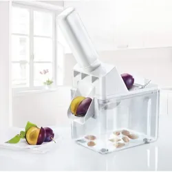 Leifheit Pflaumenentsteiner, Kunststoff, 24 x 60 x 23.5 cm, zwei Einlegetrichter, mit Gummifüße, Edelstahlmesser, transparent/weiß