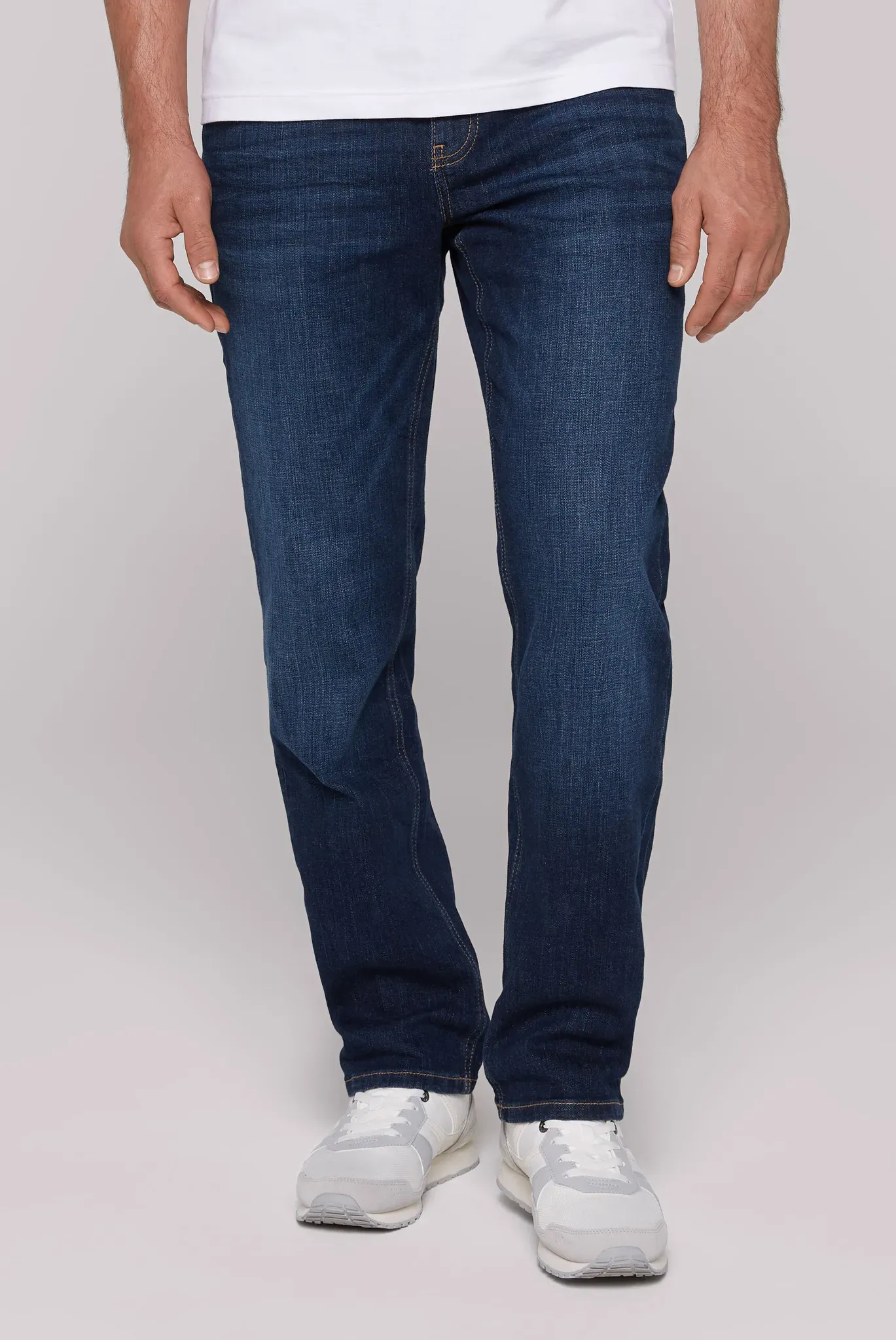 Regular-fit-Jeans CAMP DAVID, Herren, Gr. 33, Länge 34, blau (clean blau), Denim/Jeans, Material: 99% Baumwolle, 1% Elasthan, Zusatz: Enthält nichttextile Teile tierischen Ursprungs (Badge), Abriebeffekte, regular fit, Jeans, mit hoher Leibhöhe