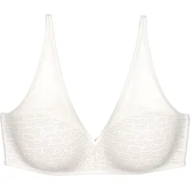 Triumph Signature Sheer P EX Bra, Ecru White, 70B