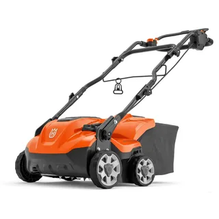 Husqvarna S138C Elektrischer Vertikutierer und Rasenlüfter – 1,6 kW, 37,5 cm Arbeitsbreite, 2-in-1-Klingen, einstellbare Tiefe und klappbarer Griff