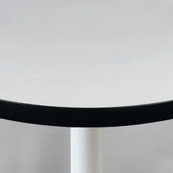 Restootab Esstisch-Set Rome weiß Ø120cm und 4 Stühle - Modell weiß mit schwarzen Kanten